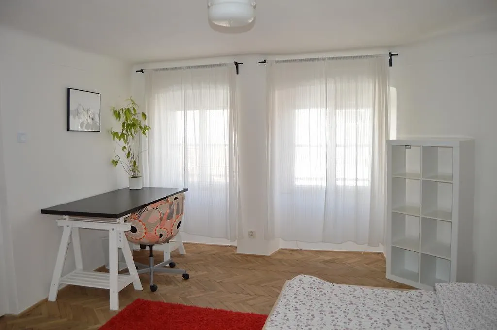Prague Down Town Apartment 0*,