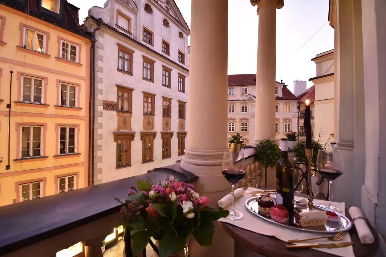 Prague Down Town Apartment