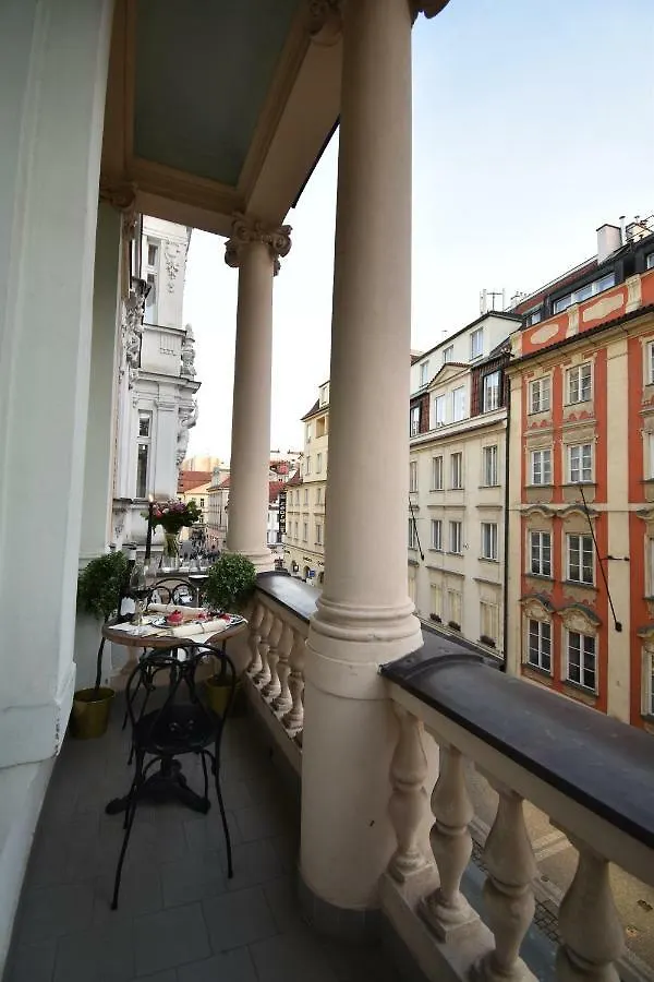 Prague Down Town Apartment